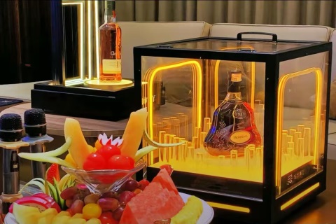 南宁夜场招聘模特，日薪1500起翻房率高，无杂费轻松赚钱